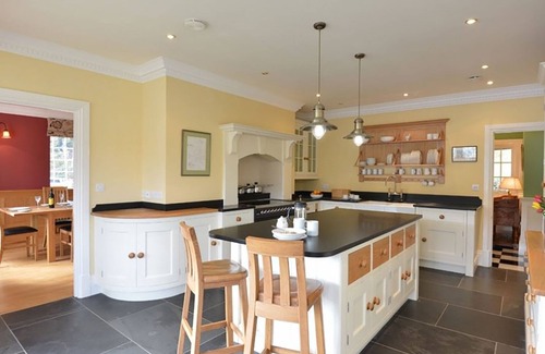 Beddgelert Cottage | Family-Friendly Dinas Noddfa in Scenic Nant Gwynant