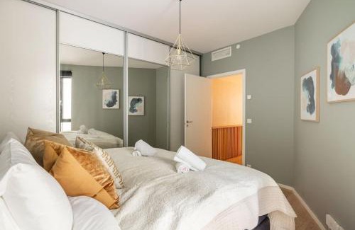 Bjørvika House | DINBNB Apartments 800m to Oslo C Station l 133sqm l High-End