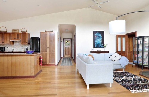 Blackheath House | Top-Rated Dingley Dell in Blackheath with Spa & Breakfast