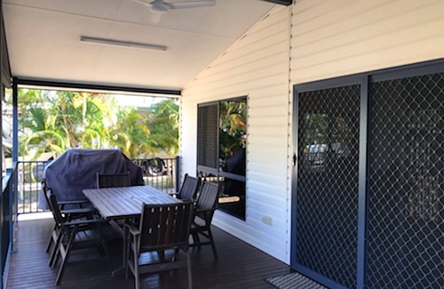 Dingo Beach House | Peaceful Dingo Beach House: Guest Rated 9.8, Oceanfront Bliss