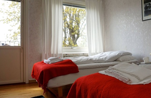 Mellerud Hotel | Welcoming Stay at Wärdshuset På Dal with Pool & Dining