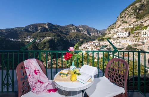 Pontone Bed & Breakfast | Charming Dint'a Torre Bed and Breakfast with Family Amenities