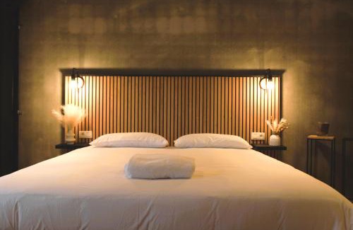 Dion-Valmont Bed & Breakfast | Relaxing Dionbulles & Dionlodge Guesthouse with Private Pool