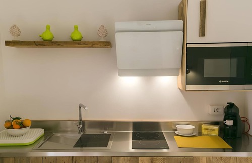 Ortigia Apartment | Tranquil Dione Monolocale: Wheelchair Accessible & Family-Friendly