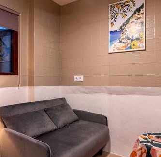 Peniscola Old Town House | Discover Dios Esta Bien: Oceanfront Retreat with Top Ratings