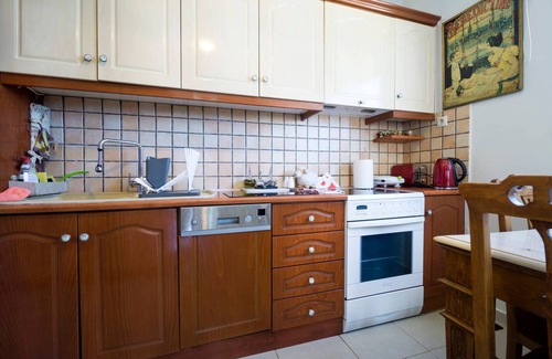Koum Kapi Apartment | Discover the Diotima Penthouse: Family-Friendly Escape