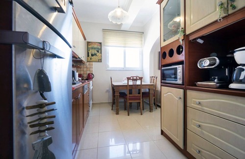 Koum Kapi Apartment | Discover the Diotima Penthouse: Family-Friendly Escape