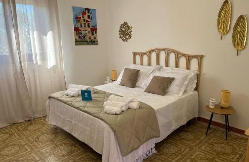 Scoglitti House | Pet-Friendly Oceanfront Stay at Dirò Camere - Rated 8.7/10