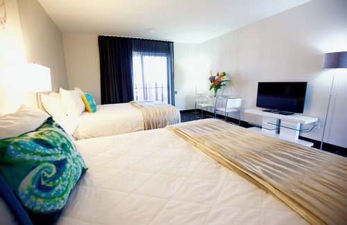 Cape May Hotel | Beachfront Retreat with Private Balcony & Ocean Views