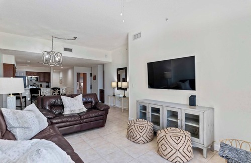 Crystal Beach Condo | Direct Beach, Resort & Pool | Gulf Front Retreat