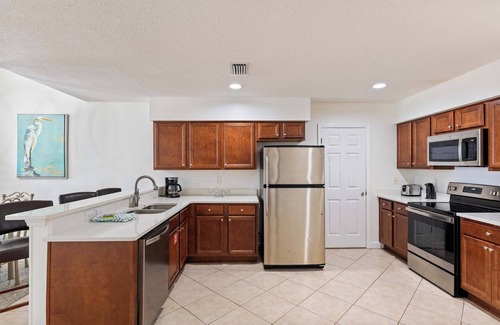Crystal Beach Condo | Direct Beach, Resort & Pool | Gulf Front Retreat
