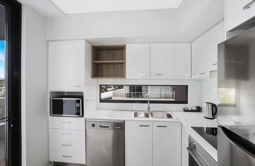 Mooloolaba Hotel | Seabreeze Mooloolaba: 4-Star Escape with Family-Friendly Perks