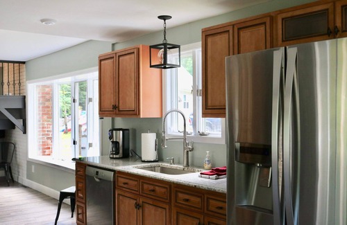 Hadley House | Book Your Dream Summer Getaway With Ocean Views!