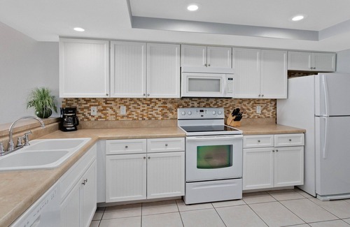 Seacoast Shores Condo | Direct Ocean View Condo with Heated Pool & Extra Large Balcony