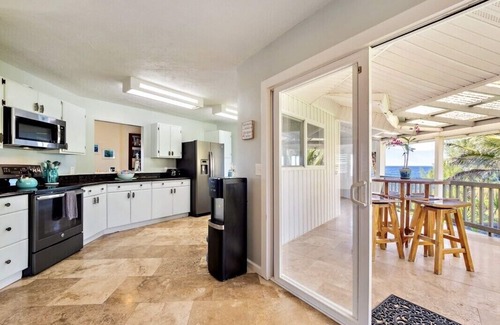 Keaau House | Oceanfront Retreat with Pool & Incredible Views, Rated 10/10