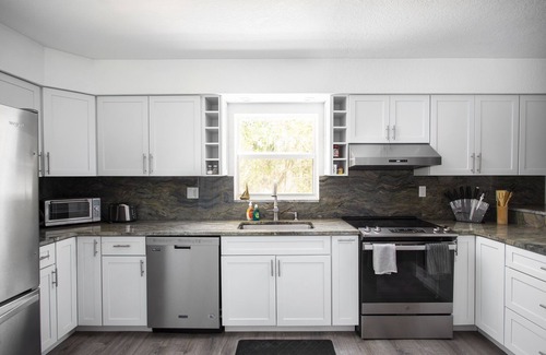 Cudjoe Key House | Oceanfront Retreat with Pool and Room for Everyone!