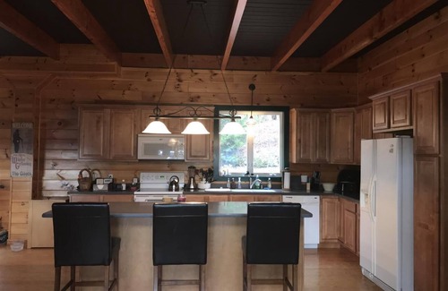 Colebrook House | Adventure Awaits: Direct Trail Access & Ocean Views