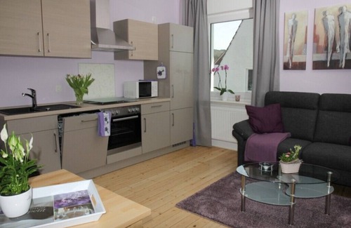 Bad Salzuflen Apartment | Modern Retreat Directly at the Park in Talstr - Rated 9.8