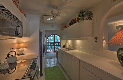 Nazareth Condo | Beachfront Oasis with Pool, Hot Tub & Restaurant Amenities