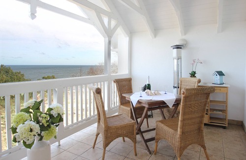 Binz Apartment | Beachfront Elegance: Sea View Balcony at Aparthotel Ostsee FeWo 35