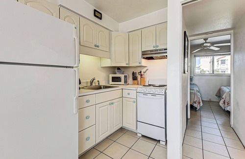 Golden Beach Condo | Gulf-Front Retreat - 1 Bedroom with Pool & Kitchen Access