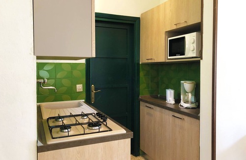 Idro Apartment | Lakefront Retreat with Terrace and Pet-Friendly Amenities