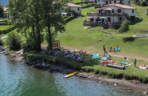 Idro Apartment | Direkt am See mit Terrasse