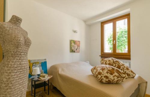 Zorzino Apartment | Relax at Discesa a Lago with Terrace, Garden & Lake Views