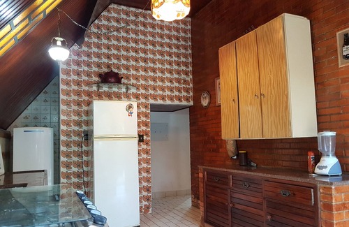 Pedro de Toledo House | Unwind by the Ocean: Pet-Friendly Paradise Awaits!