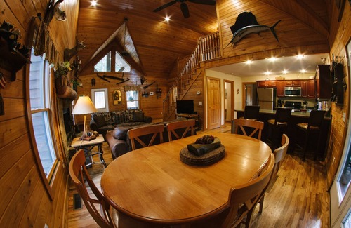 Demorest House | Pet-Friendly River House with Hot Tub & Kayak Fun