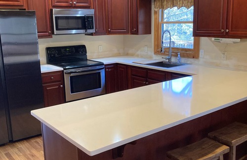 Demorest House | Pet-Friendly River House with Hot Tub & Kayak Fun
