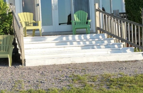 Alpena Cottage | Discounted Fall Season Rates Double Occupancy on Long Lake near Alpena.