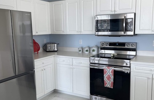 Burnt Store Marina Condo | Enjoy Marina-Front Condo at Great Summer & Fall Rates!