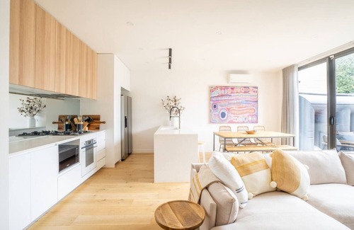 Geelong West House | Experience a Delightful Boho Retreat in Geelong