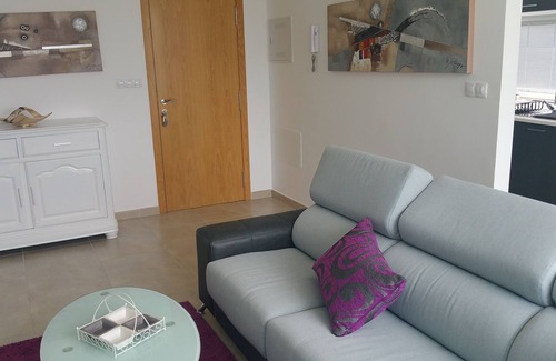Dean Pequeno Apartment | Family-Friendly Getaway: Sea, Mountains & Culinary Delights