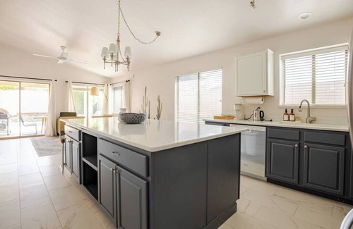 Desert Ridge Villa | Chic Desert Retreat with Spa, Pool & Mini Golf Awaits