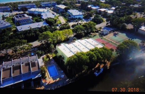 Sanibel House | Experience Sanibel: Family-Friendly Fun with Pool Access