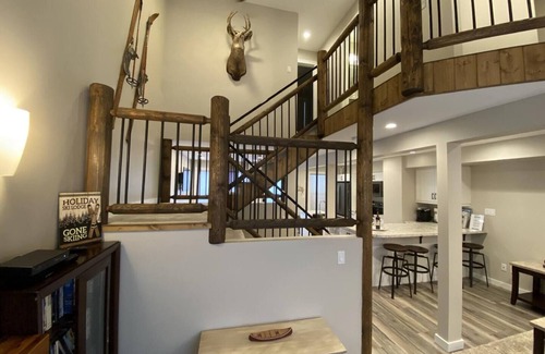 East Kootenay House | Experience Mountain Living in a Renovated Ski-In Townhouse