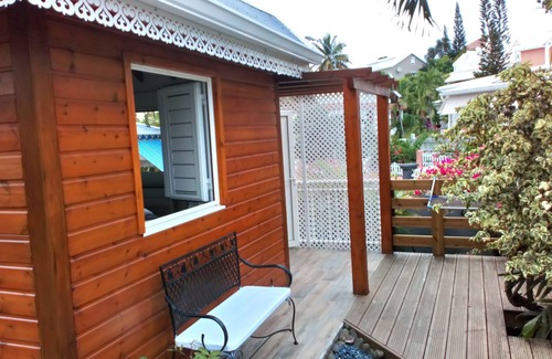 Saint Felix House | Relax in a Bungalow with Pool & Oceanfront Views