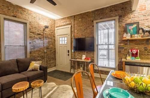 Wyandotte House | Explore Bourbon Trail from The Churchill: Spa & Sports Access