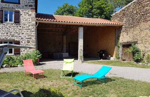 Domeyrat Cottage | Explore Auvergne: Family-Friendly Retreat in Haute Loire