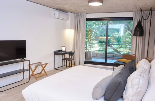 Miramar Apartment | Discover the Enchantment of Miramar: Room for 3 people