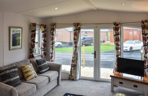 Cockermouth Cottage | Unwind at Slaters: Pet Friendly with Breakfast Included