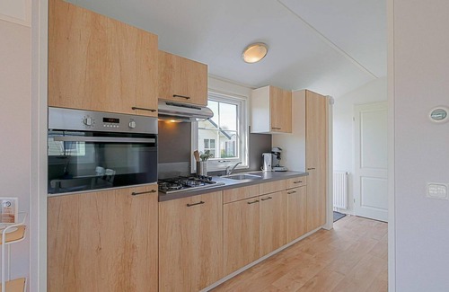 Callantsoog House | Experience Nature and Comfort at Chalet Park Luttikduin