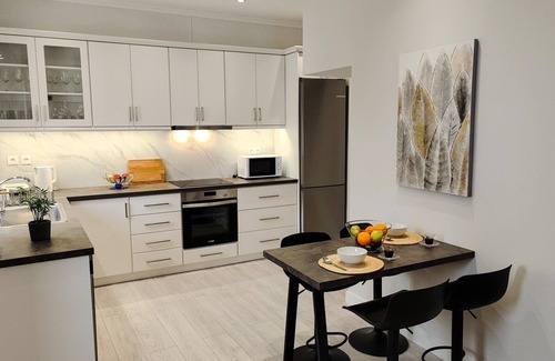 Termenades Villa | Explore Villa Linos: Ideal Three-Bedroom Retreat Near Beaches