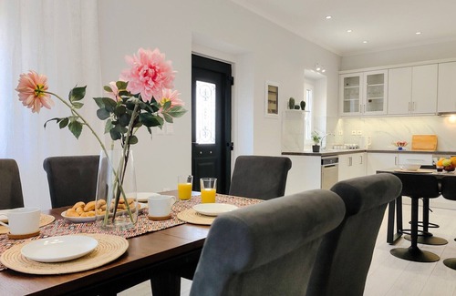 Termenades Villa | Explore Villa Linos: Ideal Three-Bedroom Retreat Near Beaches