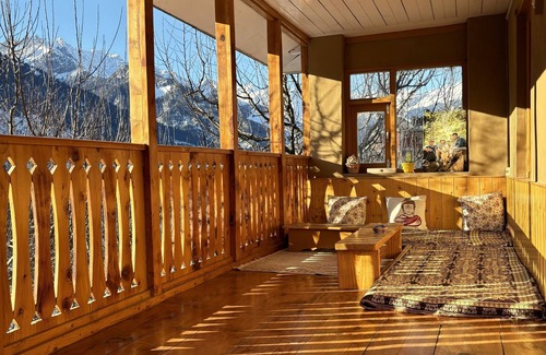 Manali House | Explore Your Alpine Escape in the Mountains with Family