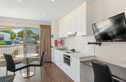 Semaphore Park Other | Beachfront Bliss at Discovery Parks - Adelaide