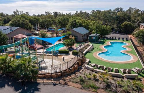 Dubbo Resort | Family-Friendly Discovery Parks - Dubbo with Pool & Kitchen