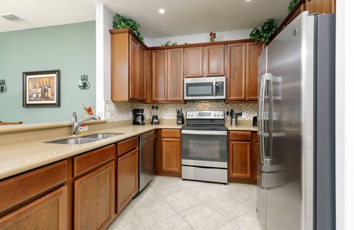 West Kissimmee Condo | Perfectly Located Disney Dreamin' Resort with Premier Amenities